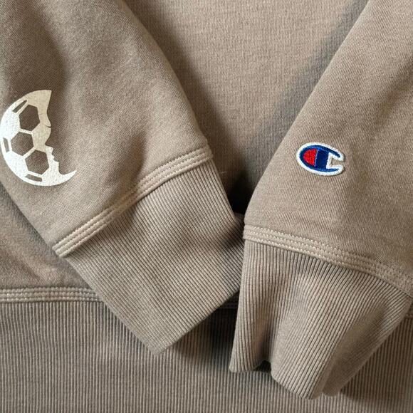 Champion Ombre Soccer Sweatshirt Women’s Medium Cream Gray Pullover - Picture 5 of 9